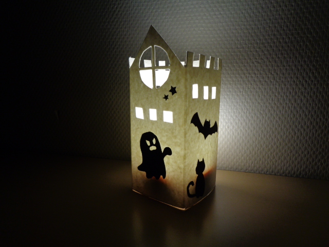 10/31（土）13:30～14:30【ワークショップ】ハロウィン工作 -牛乳パックでランタンをつくろう-の画像